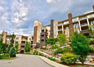 Pinnacle Pointe Condos - 1873 Country Club Drive, Kelowna - Okanagan Real Estate